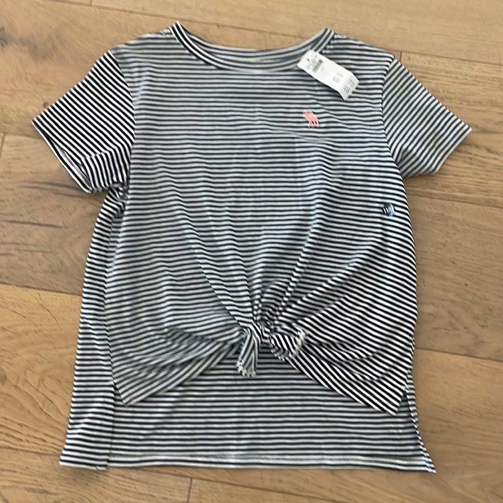 Abercrombie girls t-shirt size 11/12